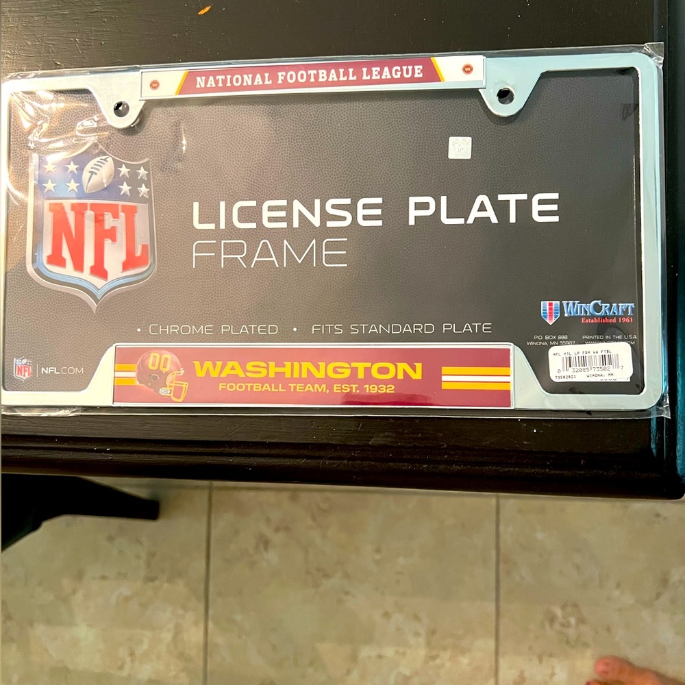 WASHINGTON Football Team License Plate Frame Brand New